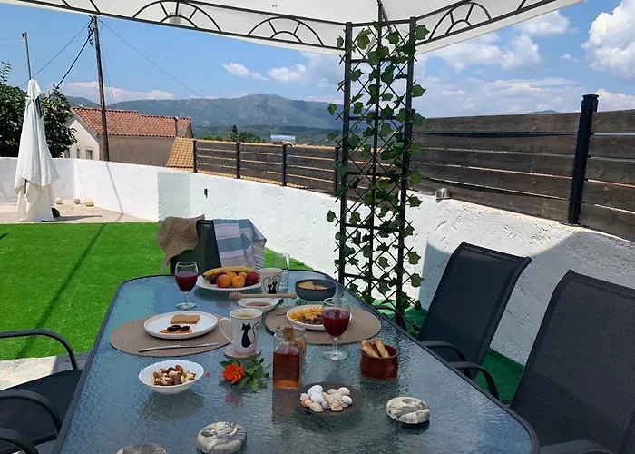Family Country House-Corfu Holidays