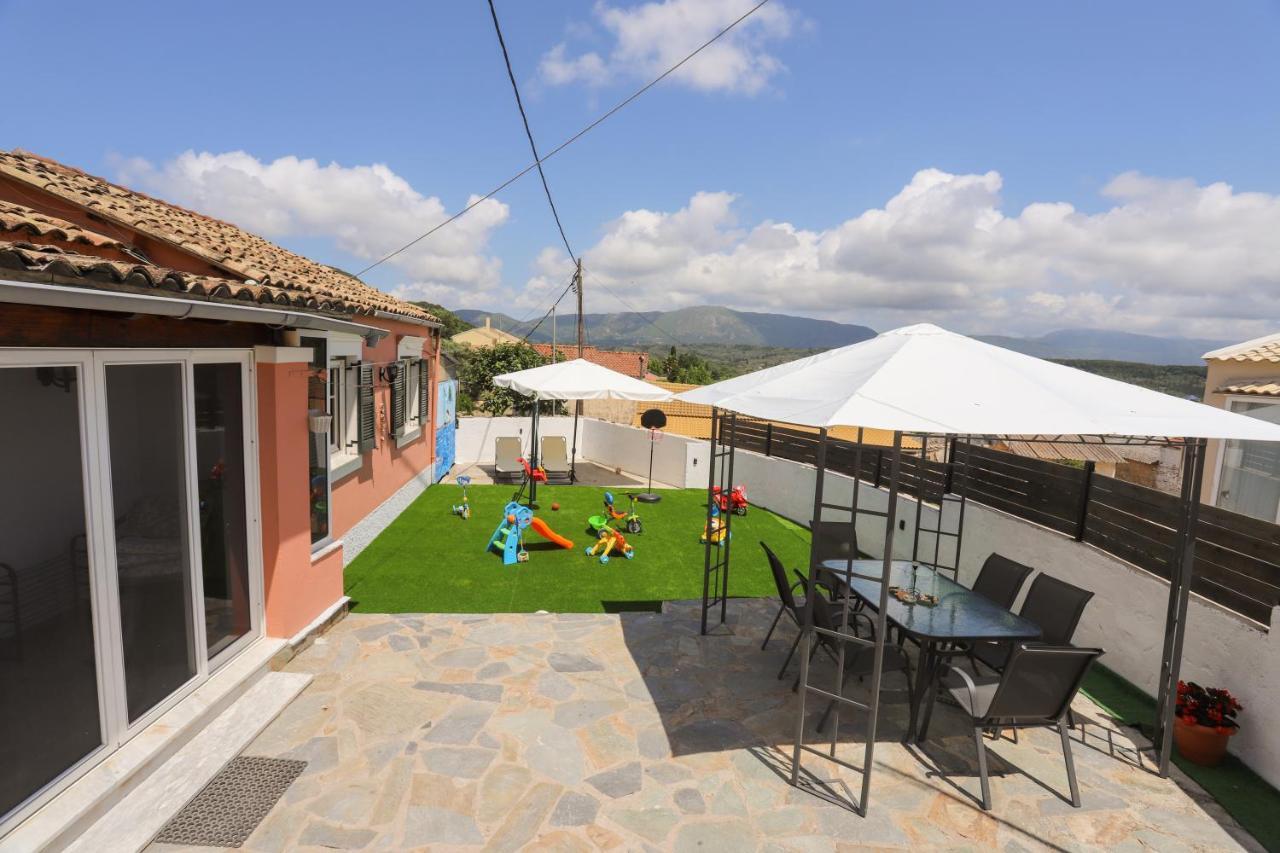 Family Country House-corfu Holidays Ferienhaus Kanakádes