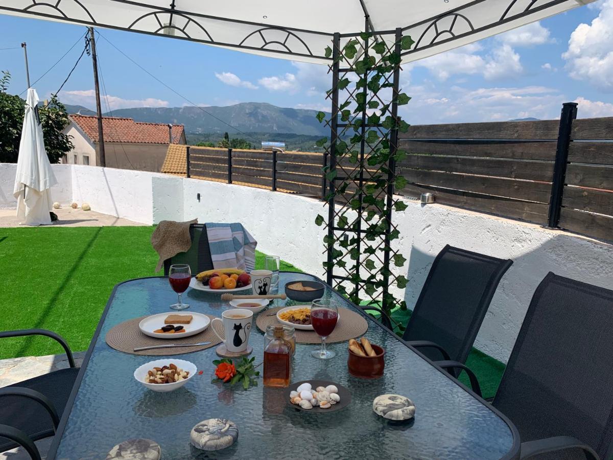 Family Country House-corfu Holidays Kanakádes